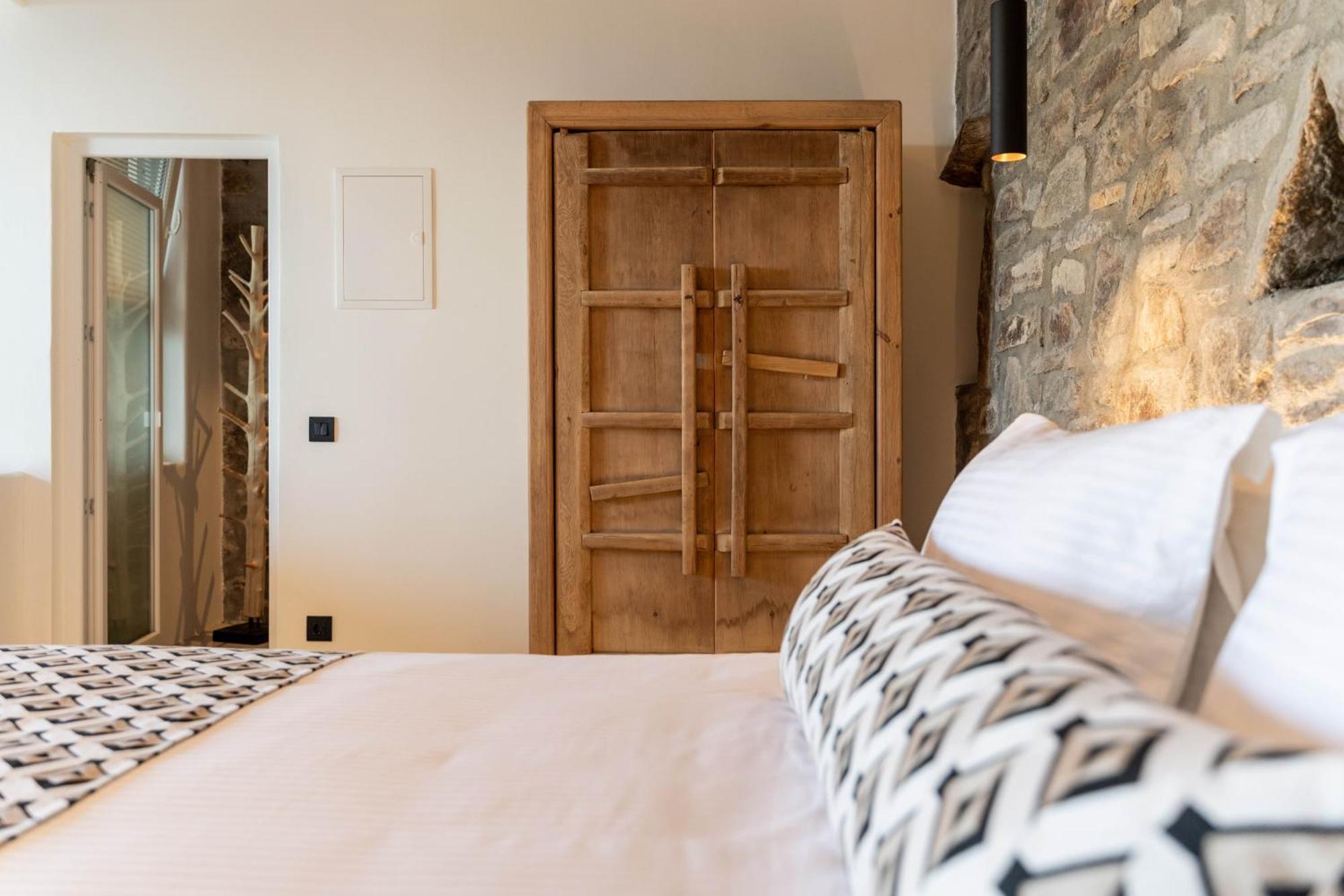 Makani Suites Ano Mera Extérieur photo